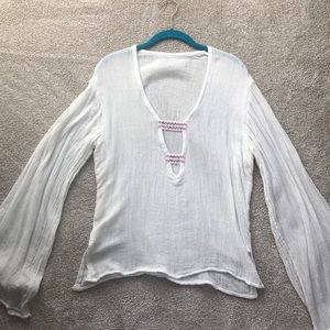 Gauzy beaded top with bell sleeve 💗